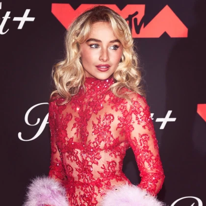 Imagem recente de sabrinaannlynn