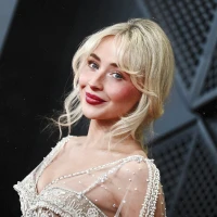 Imagem recente de sabrinaannlynn