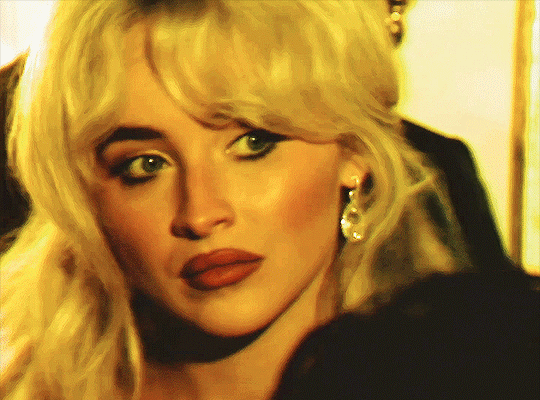 Imagem recente de sabrinaannlynn