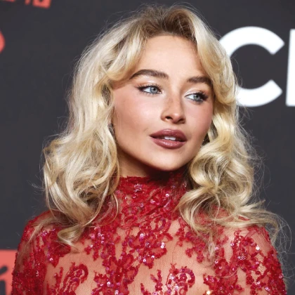 Imagem recente de sabrinaannlynn