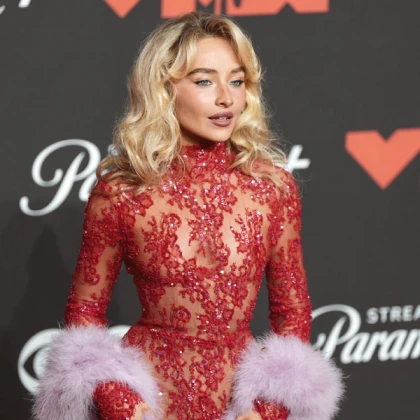 Imagem recente de sabrinaannlynn