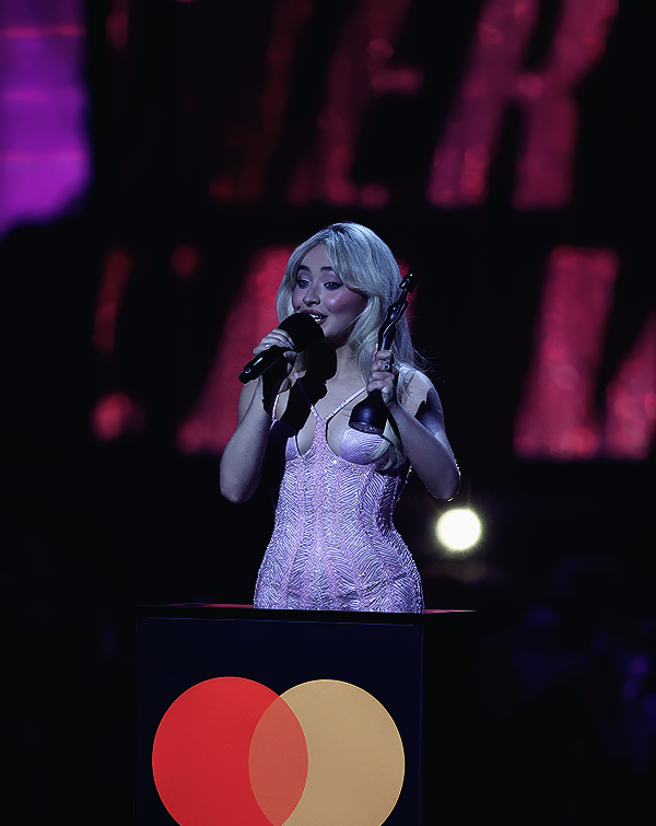 Foto de sabrinacarpenter