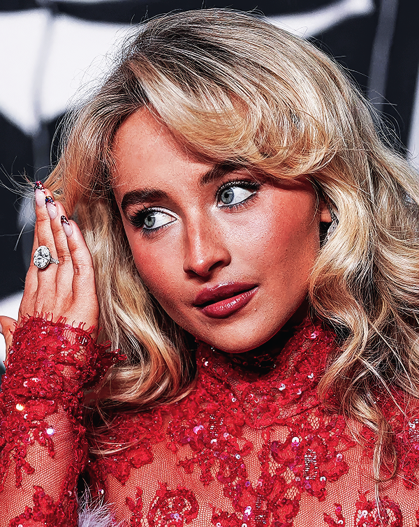 Foto de sabrinacarpenter