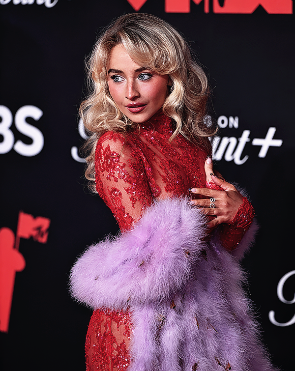 Foto de sabrinacarpenter