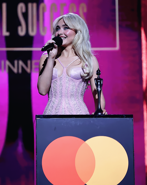 Foto de sabrinacarpenter