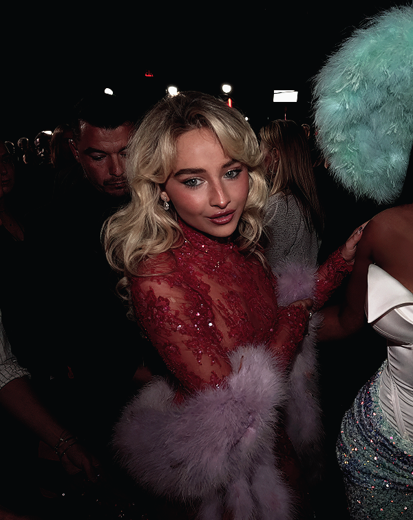 Foto de sabrinacarpenter