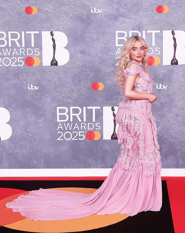 Foto de sabrinacarpenter