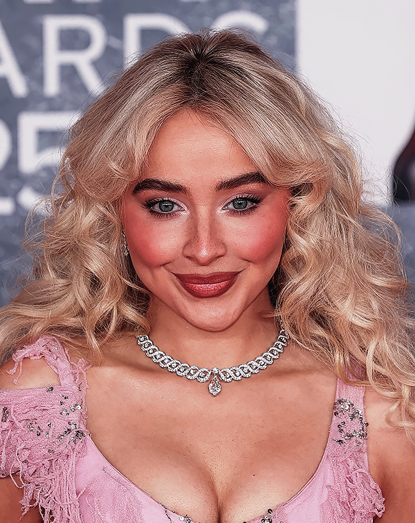 Foto de sabrinacarpenter