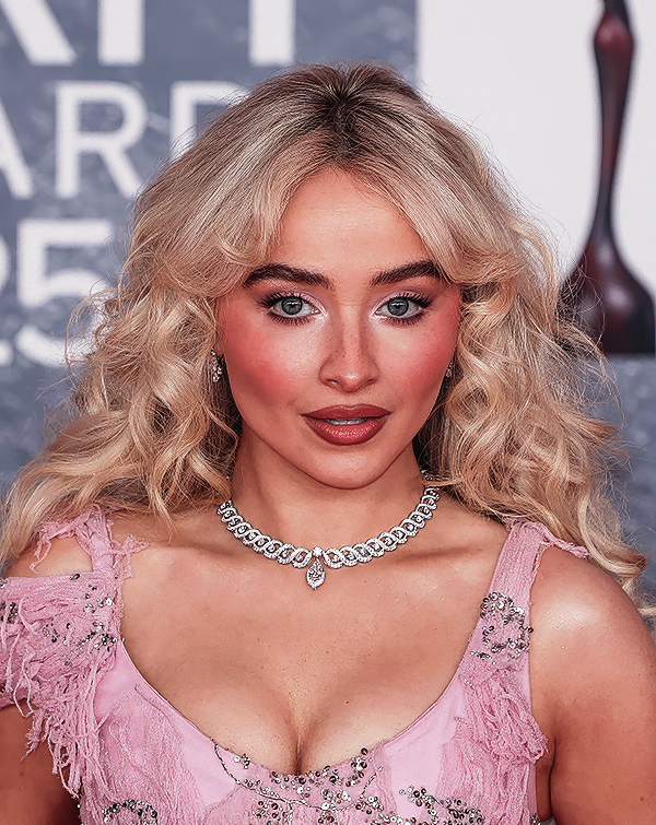 Foto de sabrinacarpenter