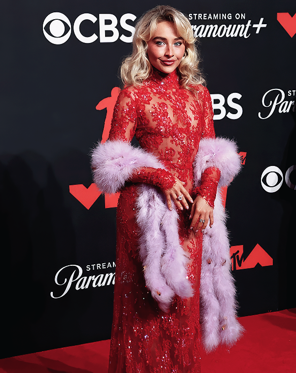 Foto de sabrinacarpenter