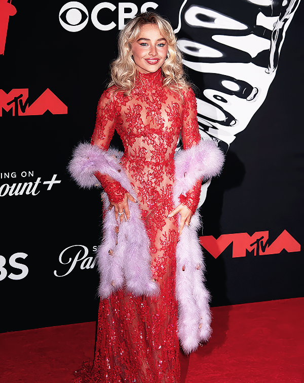 Foto de sabrinacarpenter