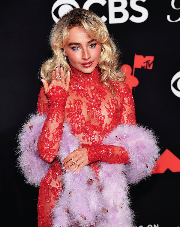 Foto de sabrinacarpenter