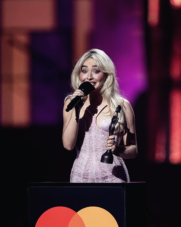 Foto de sabrinacarpenter