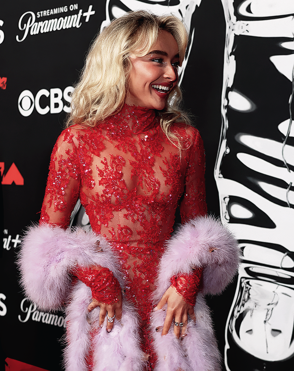 Foto de sabrinacarpenter