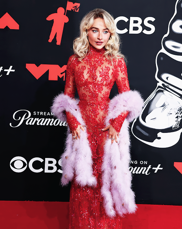 Foto de sabrinacarpenter