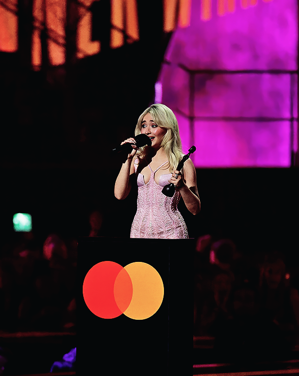 Foto de sabrinacarpenter