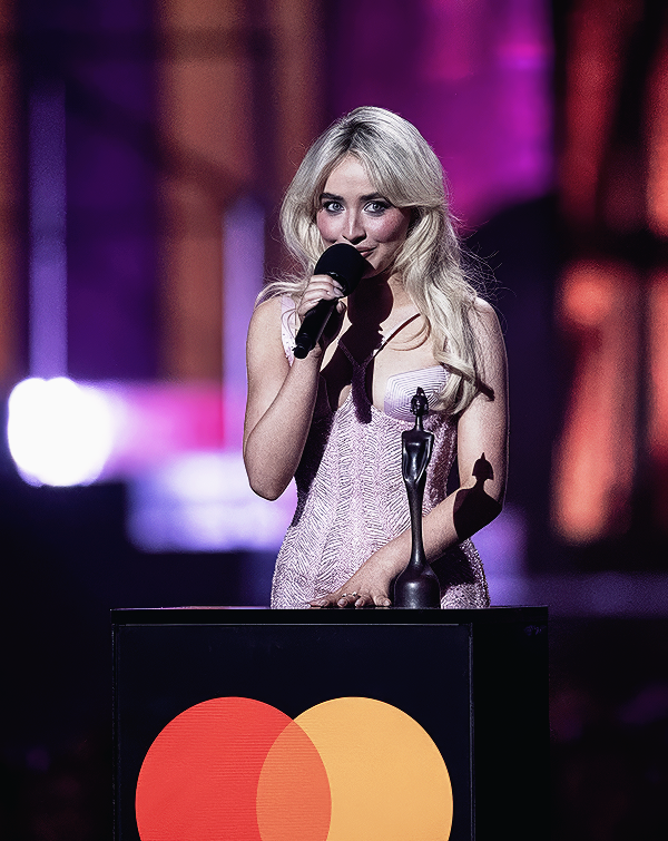 Foto de sabrinacarpenter