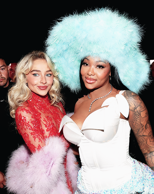 Foto de sabrinacarpenter