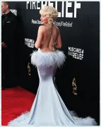 Imagem recente de sabrinacarpenter