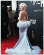 Imagem recente de sabrinacarpenter