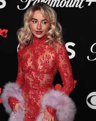 Imagem recente de sabrinacarpenter