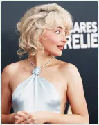 Imagem recente de sabrinacarpenter