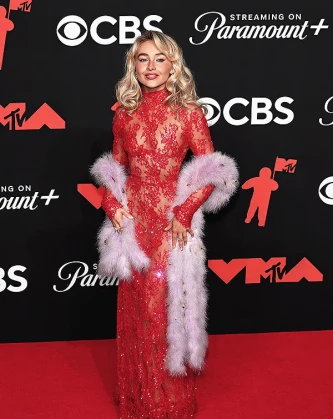 Imagem recente de sabrinacarpenter