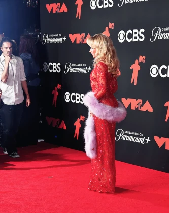 Imagem recente de sabrinacarpenter