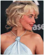 Imagem recente de sabrinacarpenter