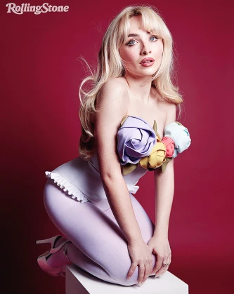 Imagem recente de sabrinacarpenter