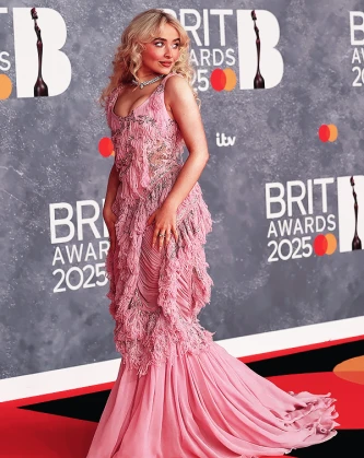 Imagem recente de sabrinacarpenter