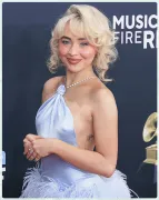 Imagem recente de sabrinacarpenter