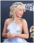 Imagem recente de sabrinacarpenter