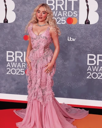 Imagem recente de sabrinacarpenter