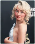 Imagem recente de sabrinacarpenter