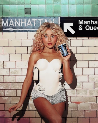 Imagem recente de sabrinacarpenter