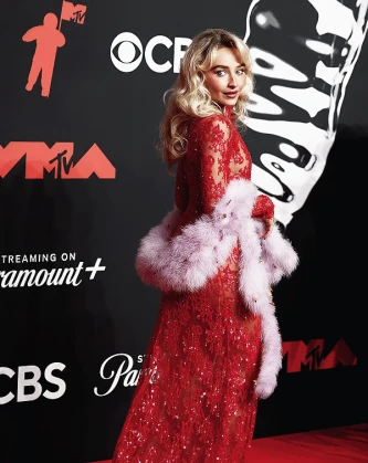 Imagem recente de sabrinacarpenter