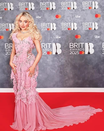 Imagem recente de sabrinacarpenter