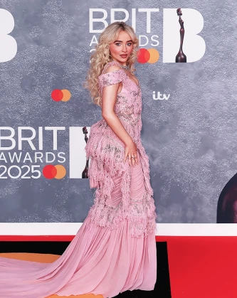 Imagem recente de sabrinacarpenter