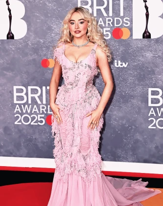 Imagem recente de sabrinacarpenter