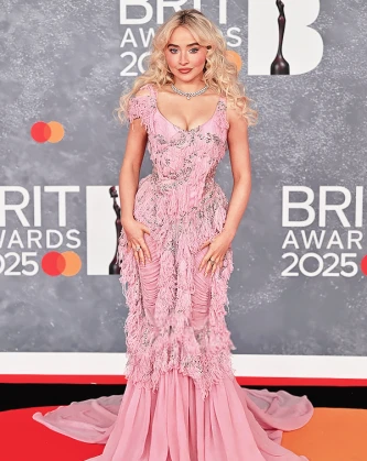 Imagem recente de sabrinacarpenter