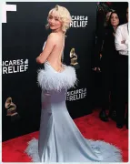 Imagem recente de sabrinacarpenter