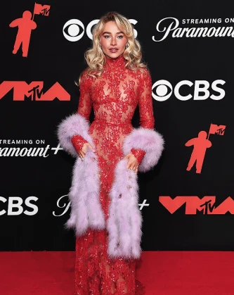 Imagem recente de sabrinacarpenter