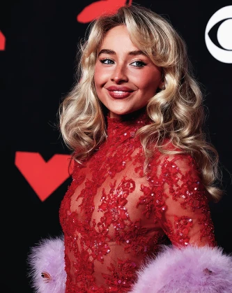 Imagem recente de sabrinacarpenter