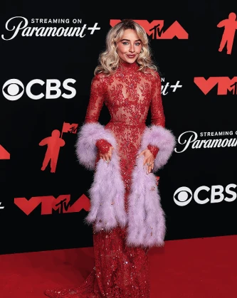 Imagem recente de sabrinacarpenter