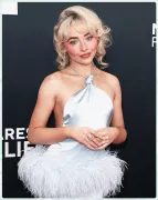 Imagem recente de sabrinacarpenter