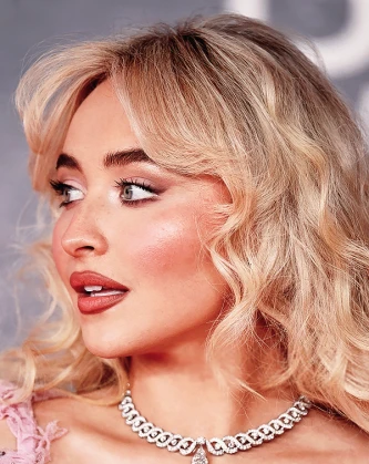 Imagem recente de sabrinacarpenter