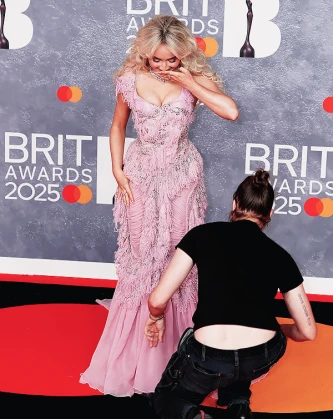 Imagem recente de sabrinacarpenter