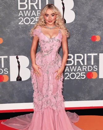 Imagem recente de sabrinacarpenter