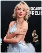 Imagem recente de sabrinacarpenter